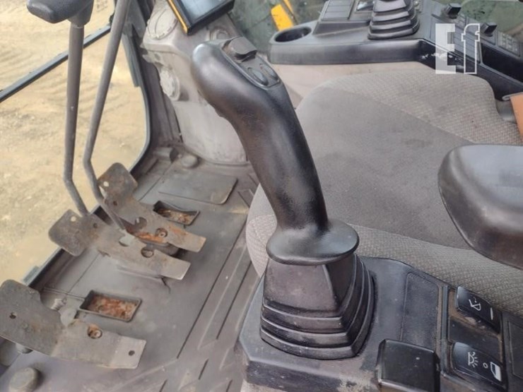 volvo-ecr145el-image-10