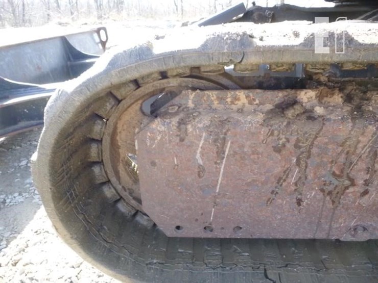 2022-deere-35g-image-32