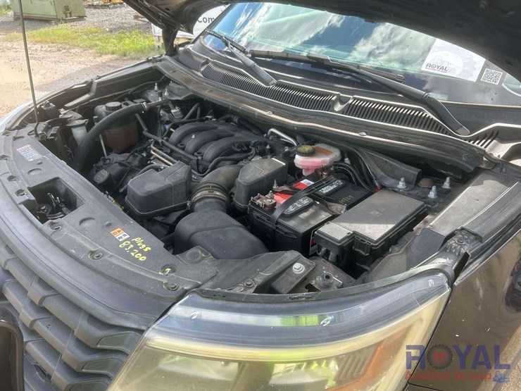 2017-ford-explorer-image-7