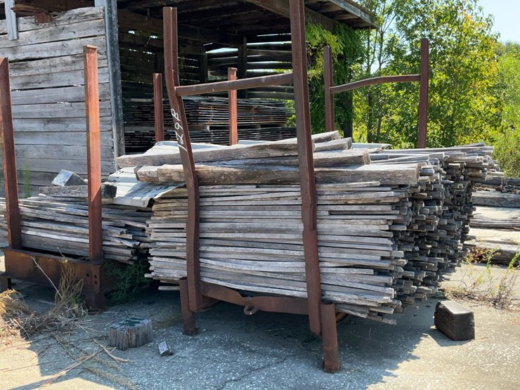 #129b-•-lumber-racks-image-10