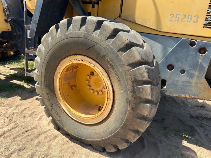 2006-komatsu-wa200-5-image-29