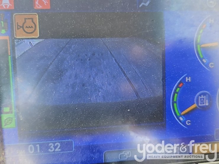 2016-komatsu-pc360-lc-11-image-44