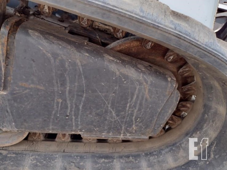 2012-bobcat-t750-image-33