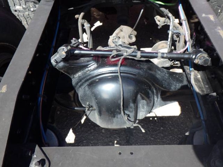 2021-freightliner-cascadia-126-image-9