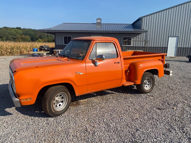 #4820-•-1978-dodge-d100-stepside-pickup-(waterloo,-wi)-(has-wi-title)-image-1
