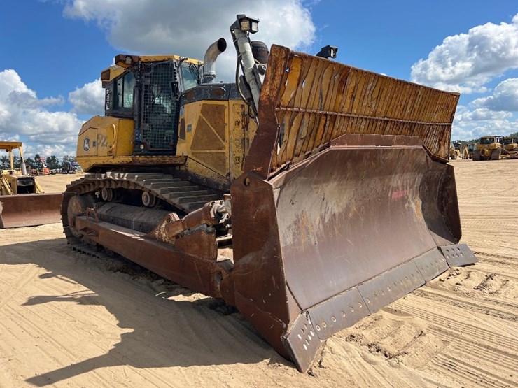 2015-deere-1050k-image-6