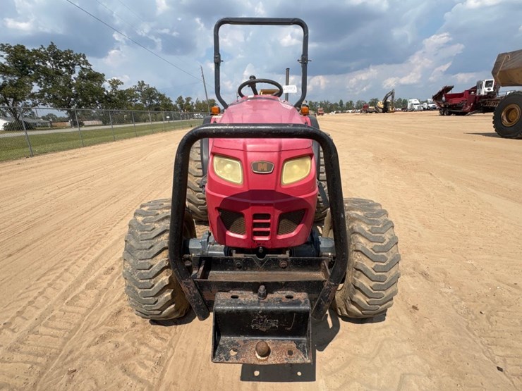 mahindra-2810-image-3