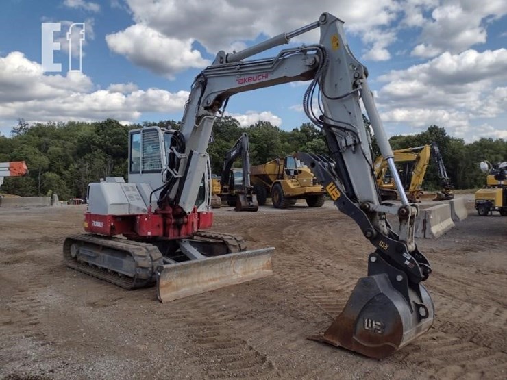 2023-takeuchi-tb280fr-image-46
