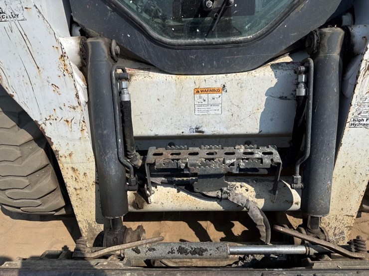 2016-bobcat-s770-image-16