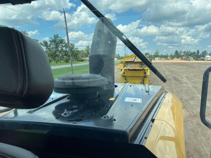 2022-caterpillar-980-image-41