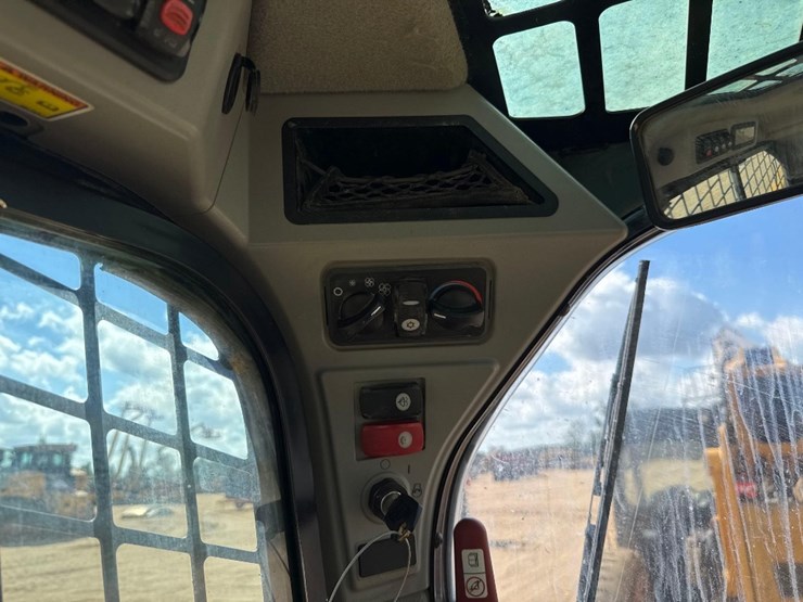 2019-caterpillar-279d-image-25