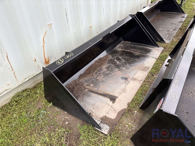 2025-swict-72in-bucket-skid-steer-attachment-image-2