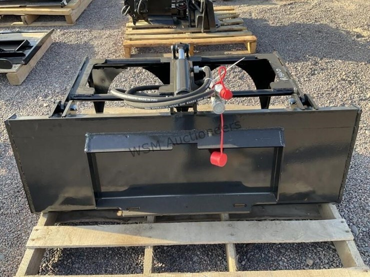 2025-giyi-x-pg44-44in-grapple-bucket-for-stand-up-image-5