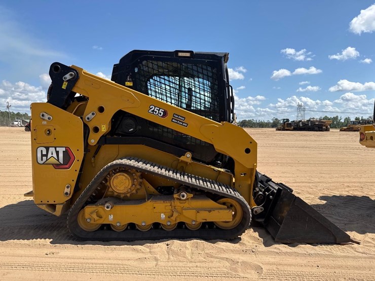 2024-caterpillar-255-skid-steer-image-5
