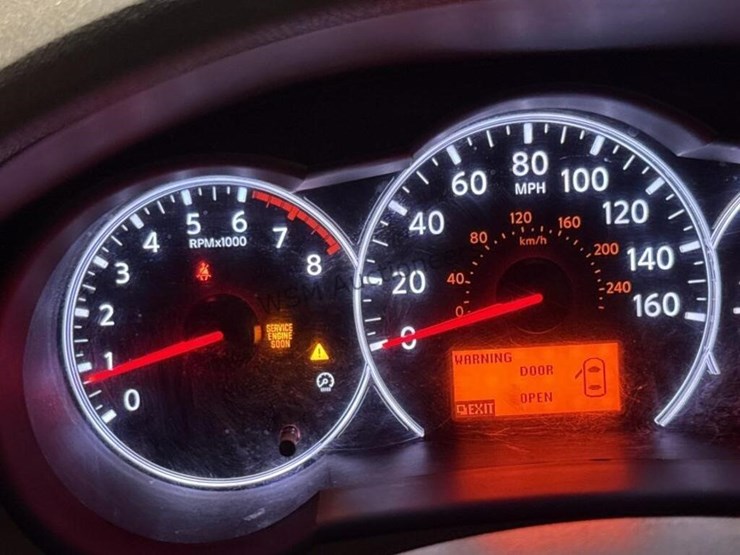 2012-nissan-altima-sdn-image-18