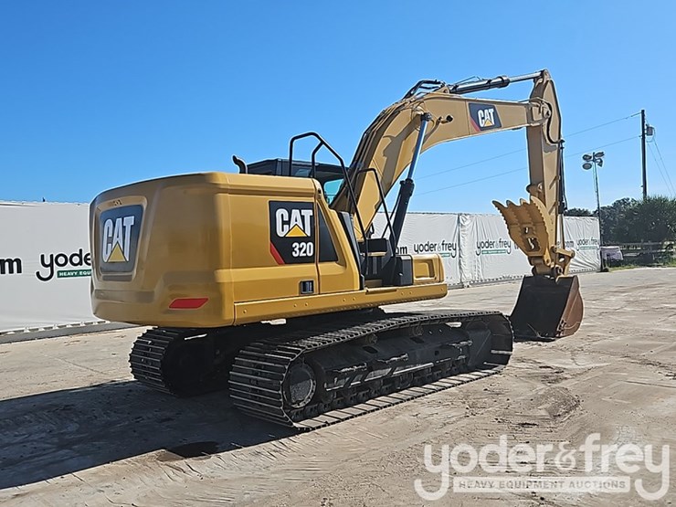2019-caterpillar-320-image-5