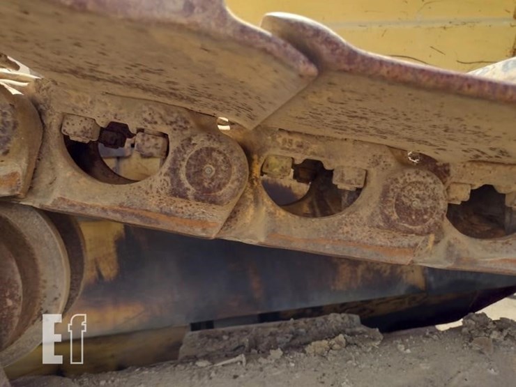 2004-komatsu-d65ex-15-image-37