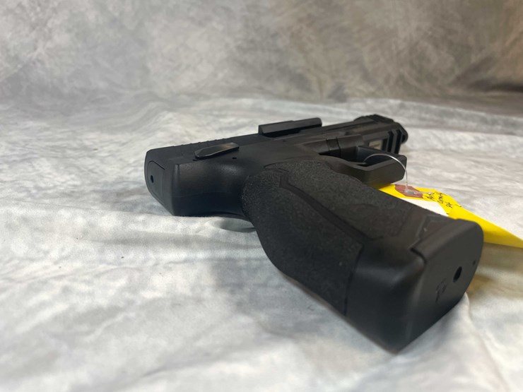 #4801-•-taurus-tx22-competition-22-lr-pistol,-sn:-1pt435457-image-5