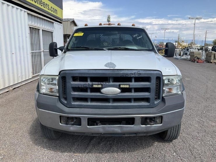 2007-ford-f450-image-3
