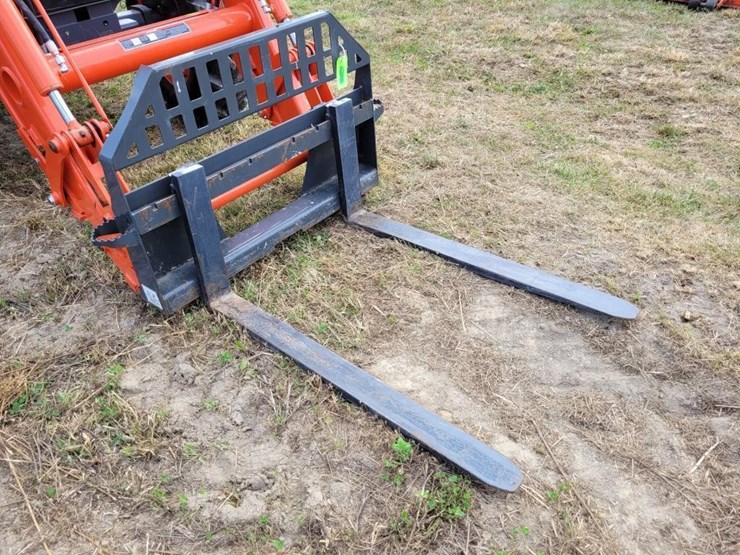 2021-cdi-3000#-cap.-pallet-forks-image-2