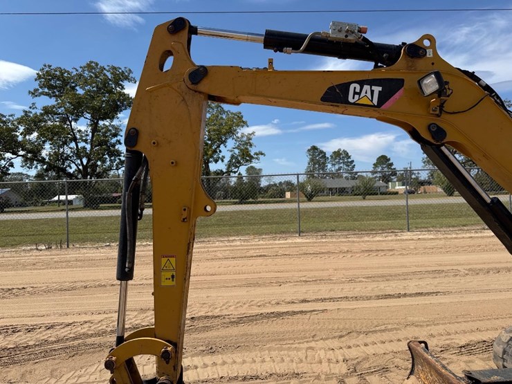 2019-caterpillar-303.5e2-cr-image-19