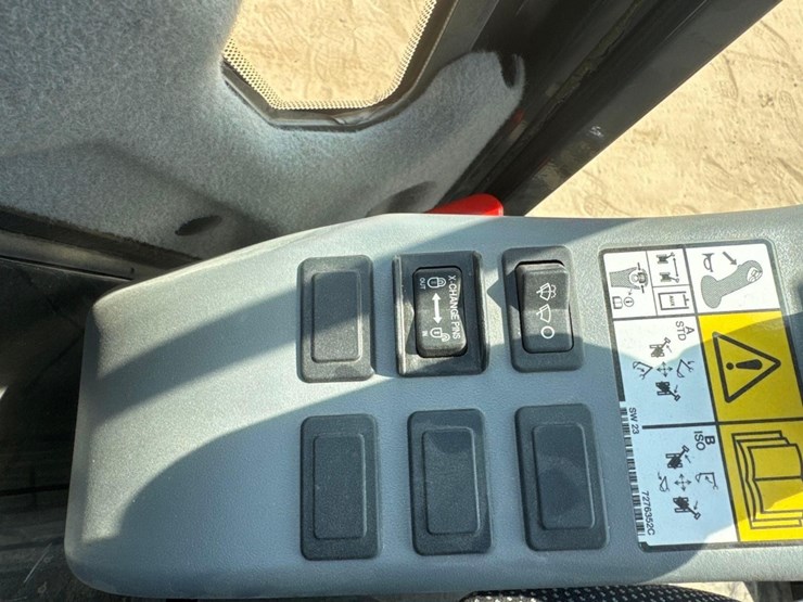 2023-bobcat-e35-image-33