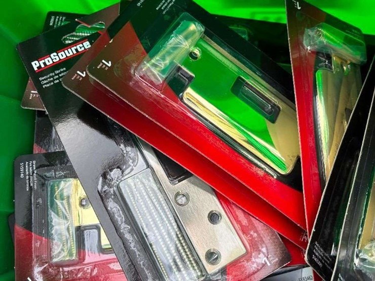 numerous-new-hardware-items-totes-not-included-image-2