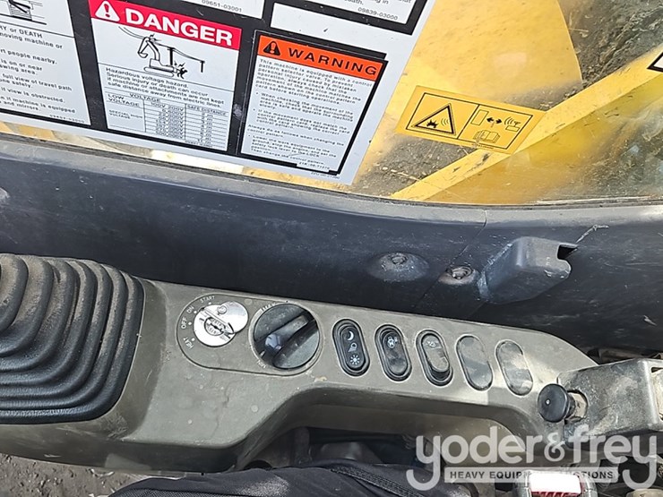2016-komatsu-pc360-lc-11-image-42