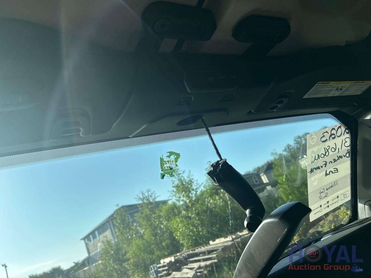 2023-jeep-gladiator-sport-4wd-sut-image-15