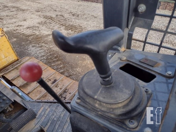 deere-650k-xlt-image-9