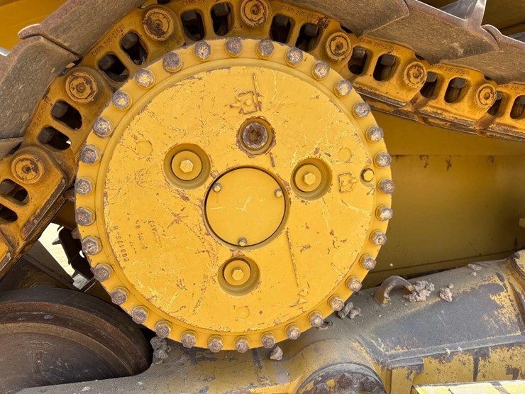 caterpillar-d6t-xl-image-14