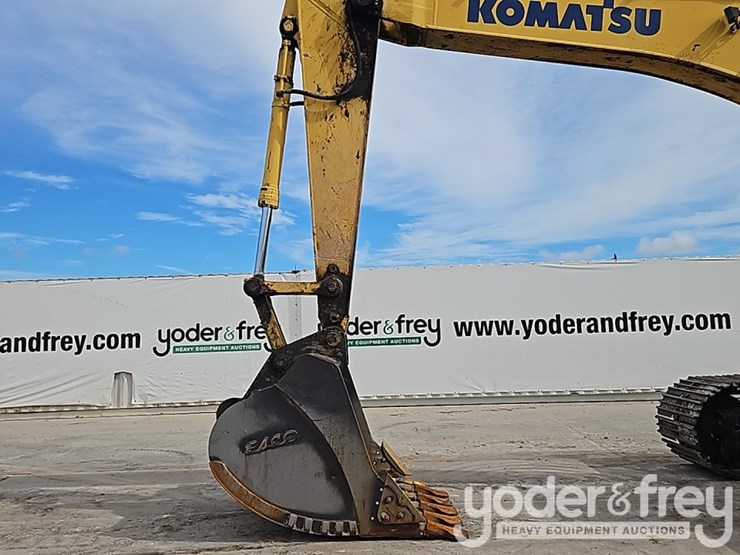 2018-komatsu-pc390-lc-11-image-16