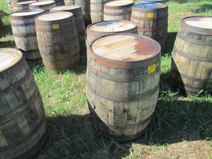 #29419-•-lot-of-(2)-whiskey-barrels-image-2