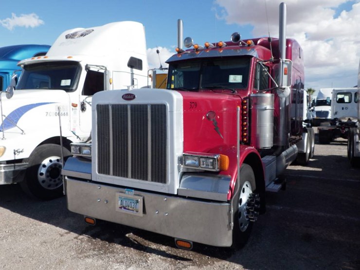 2003-peterbilt-379-image-1