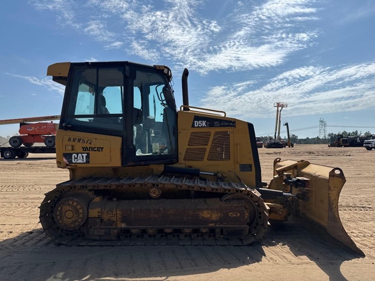 2013-caterpillar-d5k2-xl-image-5