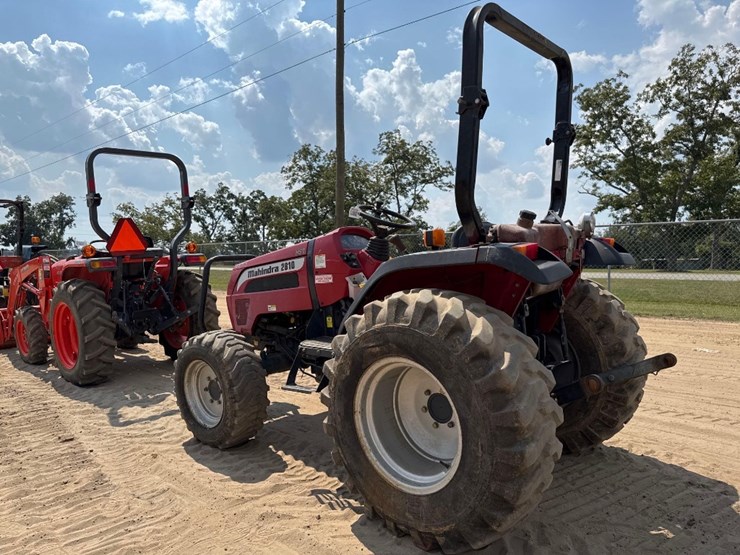 mahindra-2810-image-8