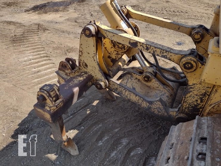 2000-deere-550h-lt-image-39