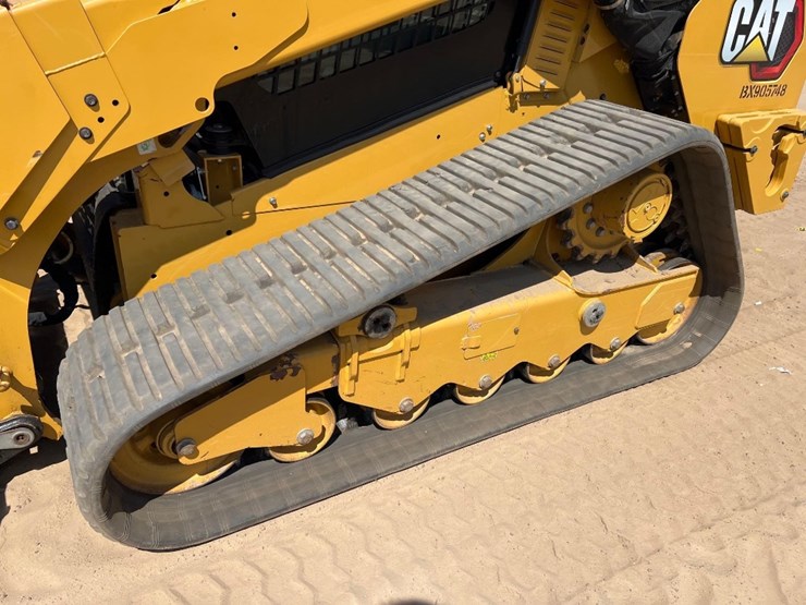 2023-caterpillar-299d3-xe-image-9