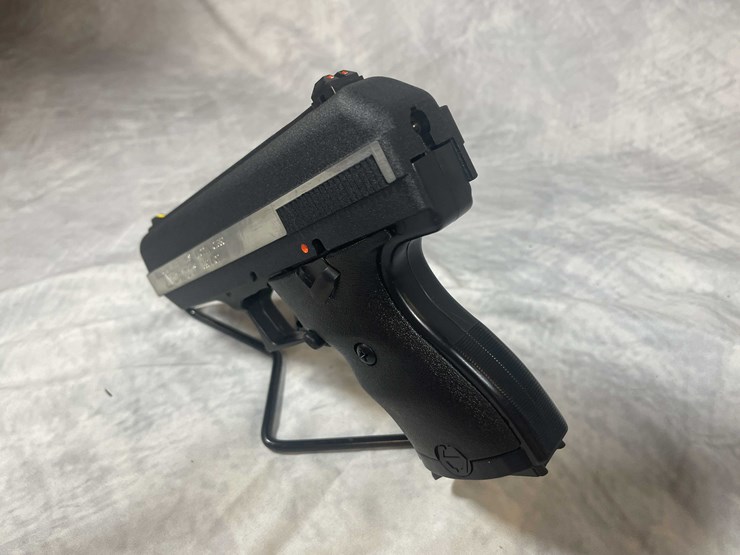 #4808-•-hi-point-cf380-380-auto-pistol,-sn:-p8204502-image-22