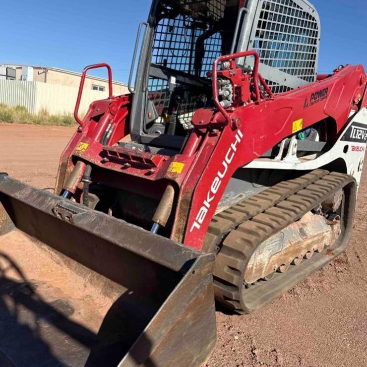 2021 TAKEUCHI TL12V2