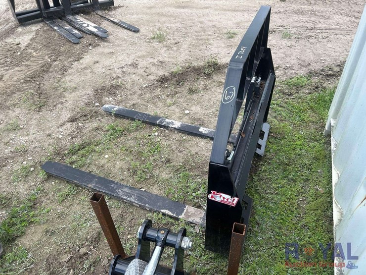 2025-kivel-48in-forks-and-frame-skid-steer-attachment-image-4
