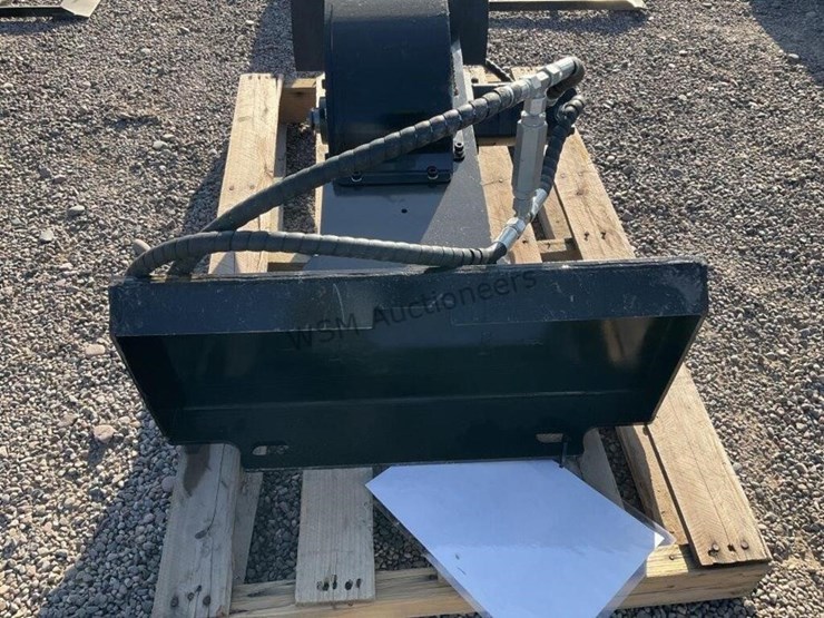2025-giyi-stump-grinder-for-stand-up-skid-steer-image-5