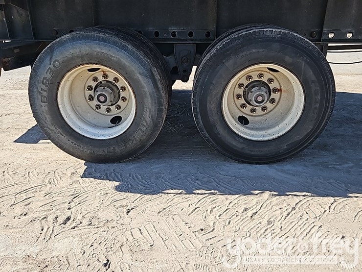 2004-clark-45'-tandem-axle-flatbed-trailer,-gvwr-66,500-lbs-image-13