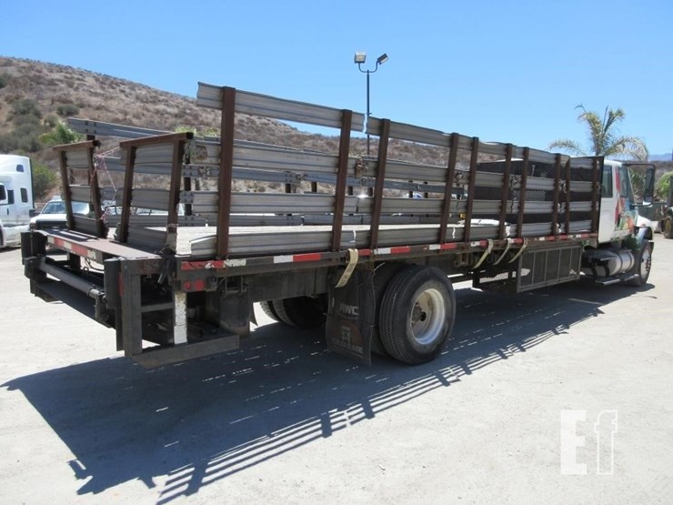 2014-international-durastar-4300-image-3