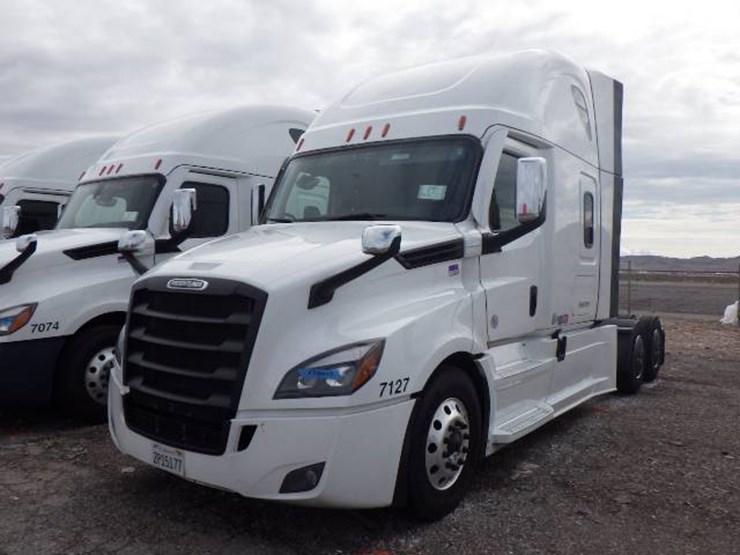 2024-freightliner-cascadia-126-image-1