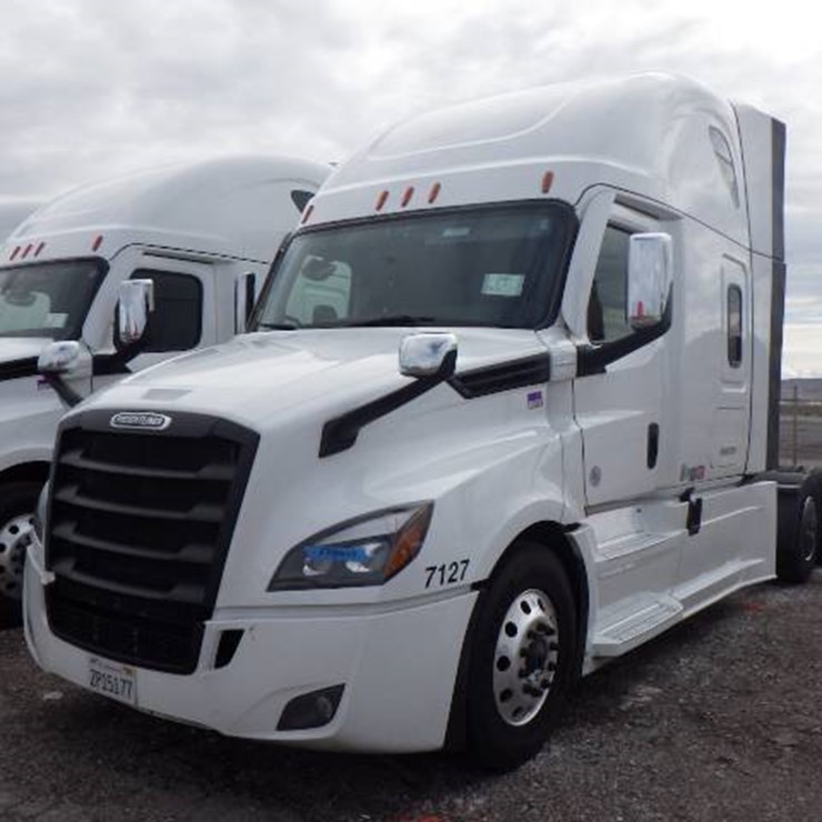 2024 FREIGHTLINER CASCADIA 126