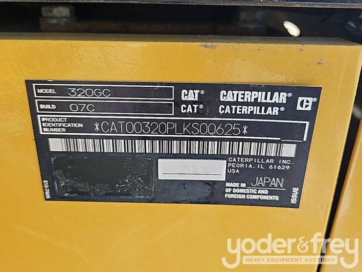 2021-caterpillar-320gc-image-46