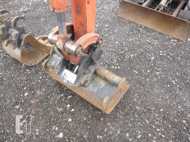 2016-kubota-u17-image-16