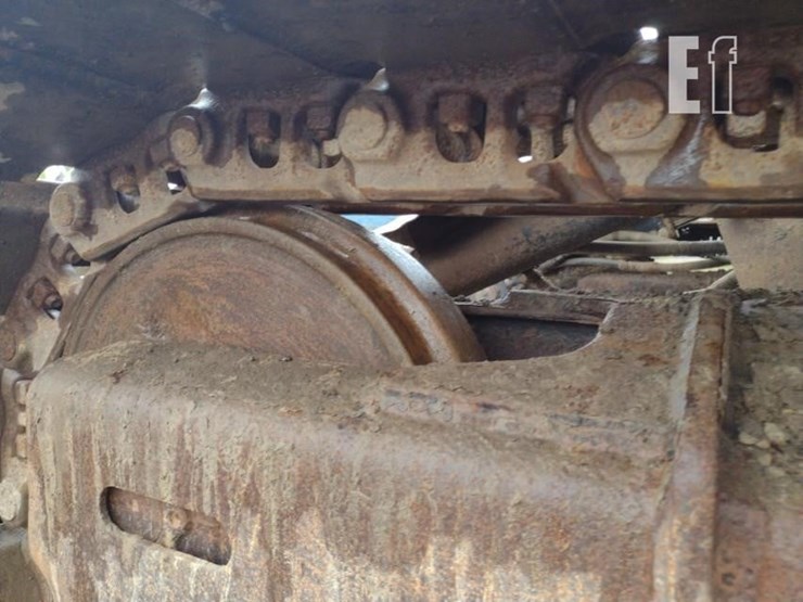 2006-deere-120c-image-31