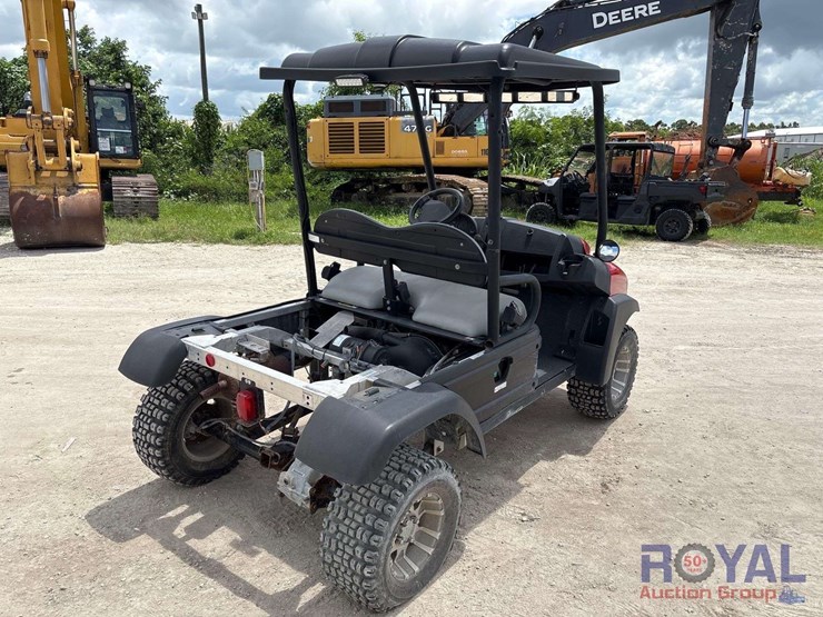 2016-club-car-carryall-1500-4x4-utility-cart-image-3